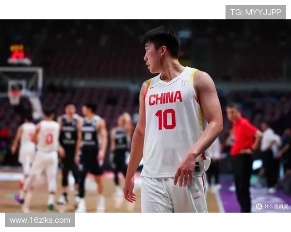 中国国奥男篮比赛：年轻力量在国际赛场上的崛起与挑战